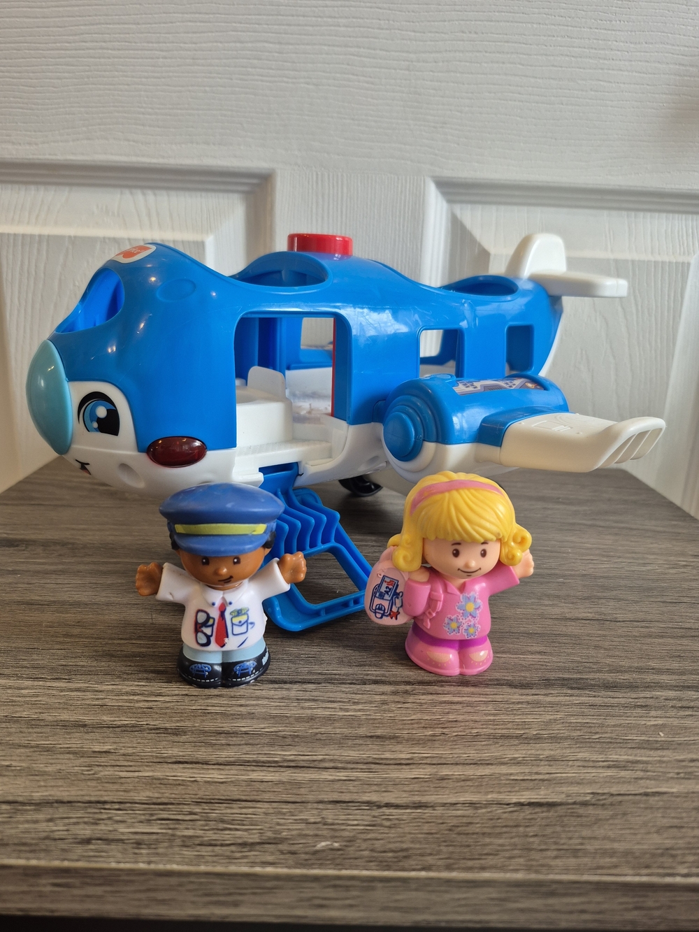 Little People Bilingual Plane And Figures